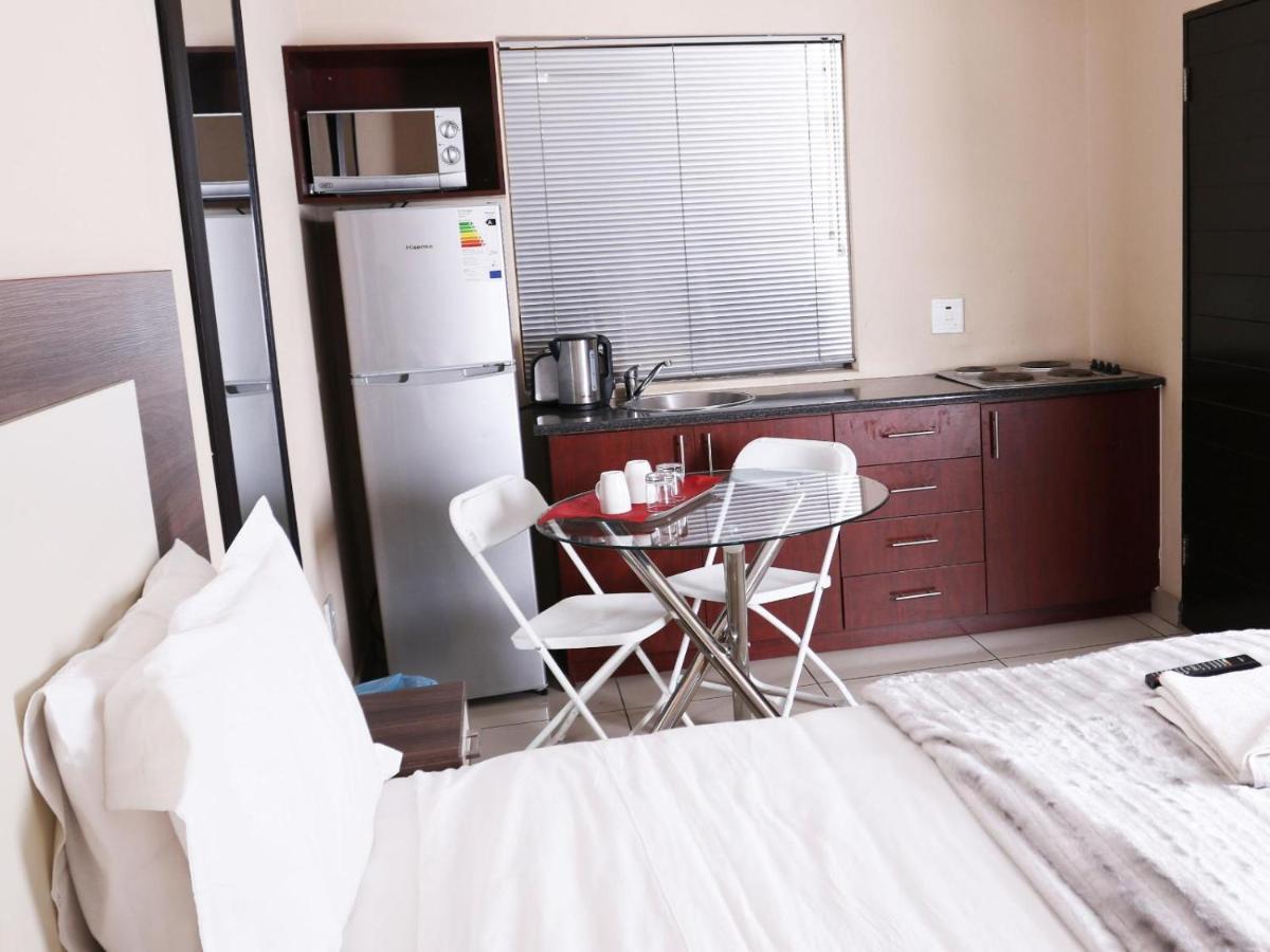 Eagle Nest Luxury Accommodation روديبورت المظهر الخارجي الصورة