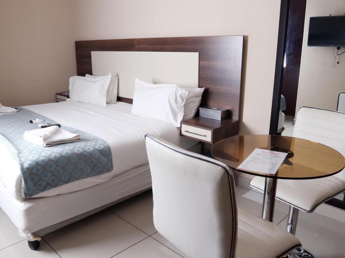 Eagle Nest Luxury Accommodation روديبورت المظهر الخارجي الصورة