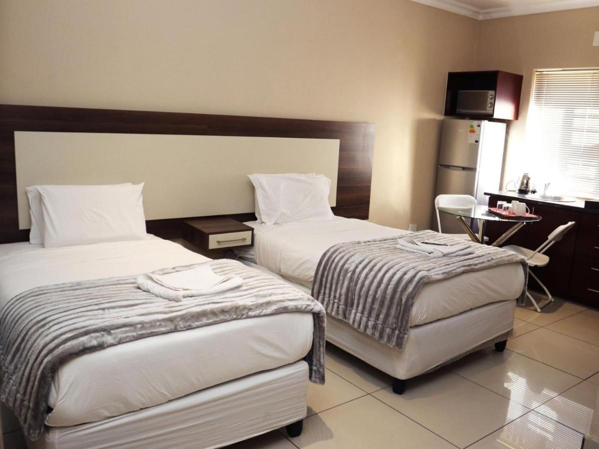 Eagle Nest Luxury Accommodation روديبورت المظهر الخارجي الصورة
