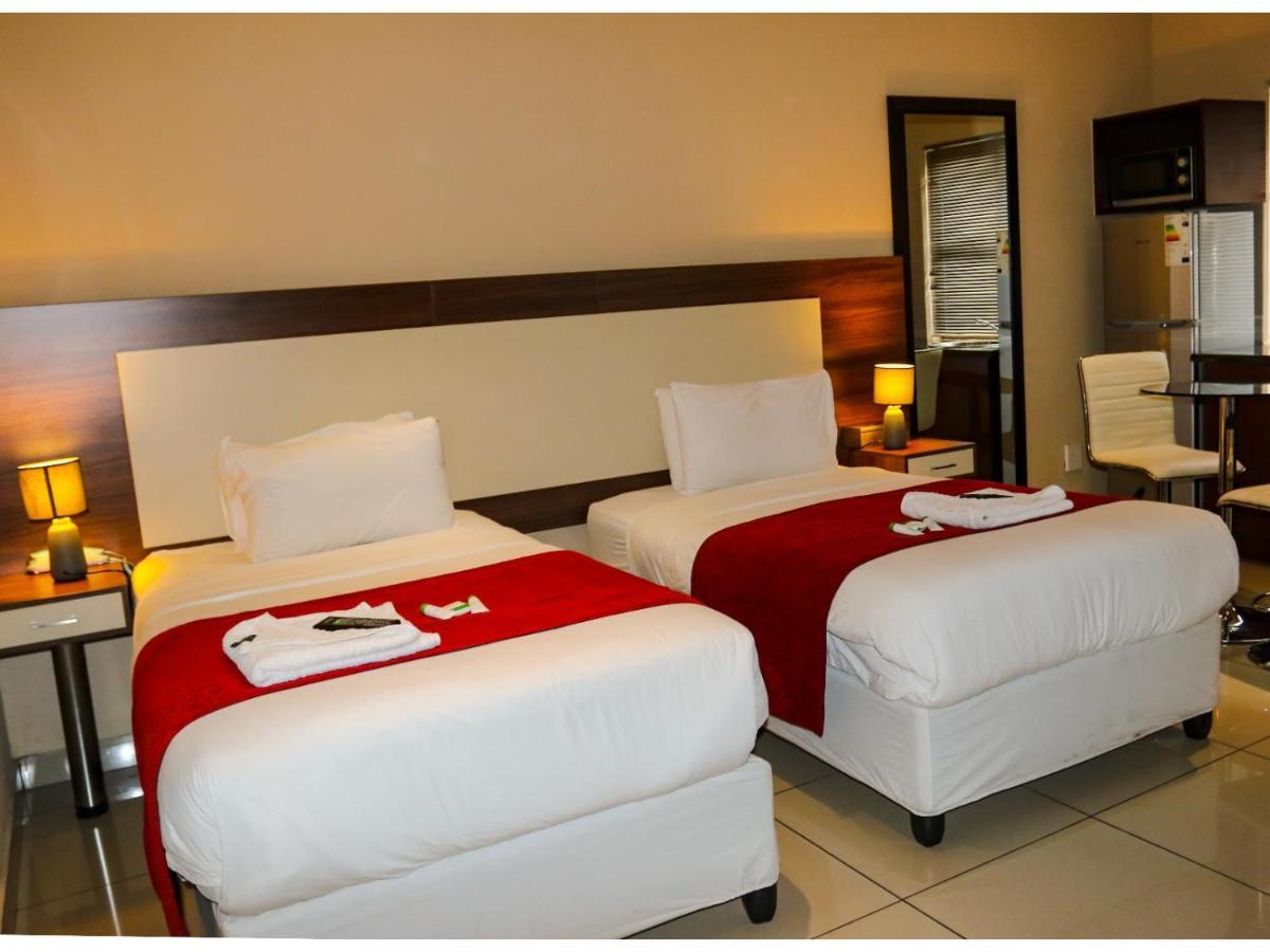 Eagle Nest Luxury Accommodation روديبورت المظهر الخارجي الصورة